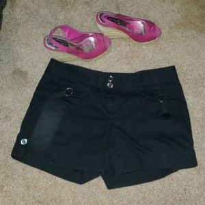 White House/Black Market shorts